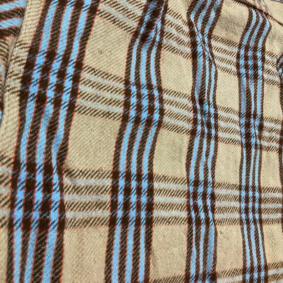 St. John's Bay Men Button Down Flannel Shirt size XL Yellow & Brown Plaid Cozy - Picture 9 of 9